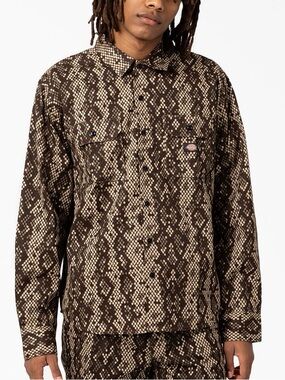 NWOT Dickies Camden Snake Print Button Up Shirt Long Sleeve Snakeskin Print